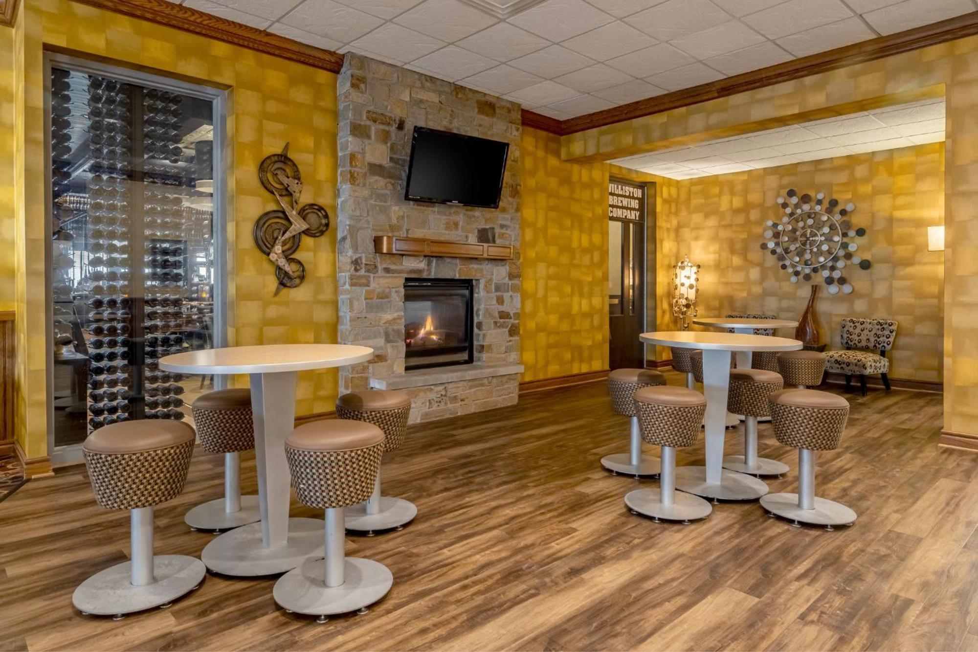 El Rancho Hotel Уилистън Екстериор снимка