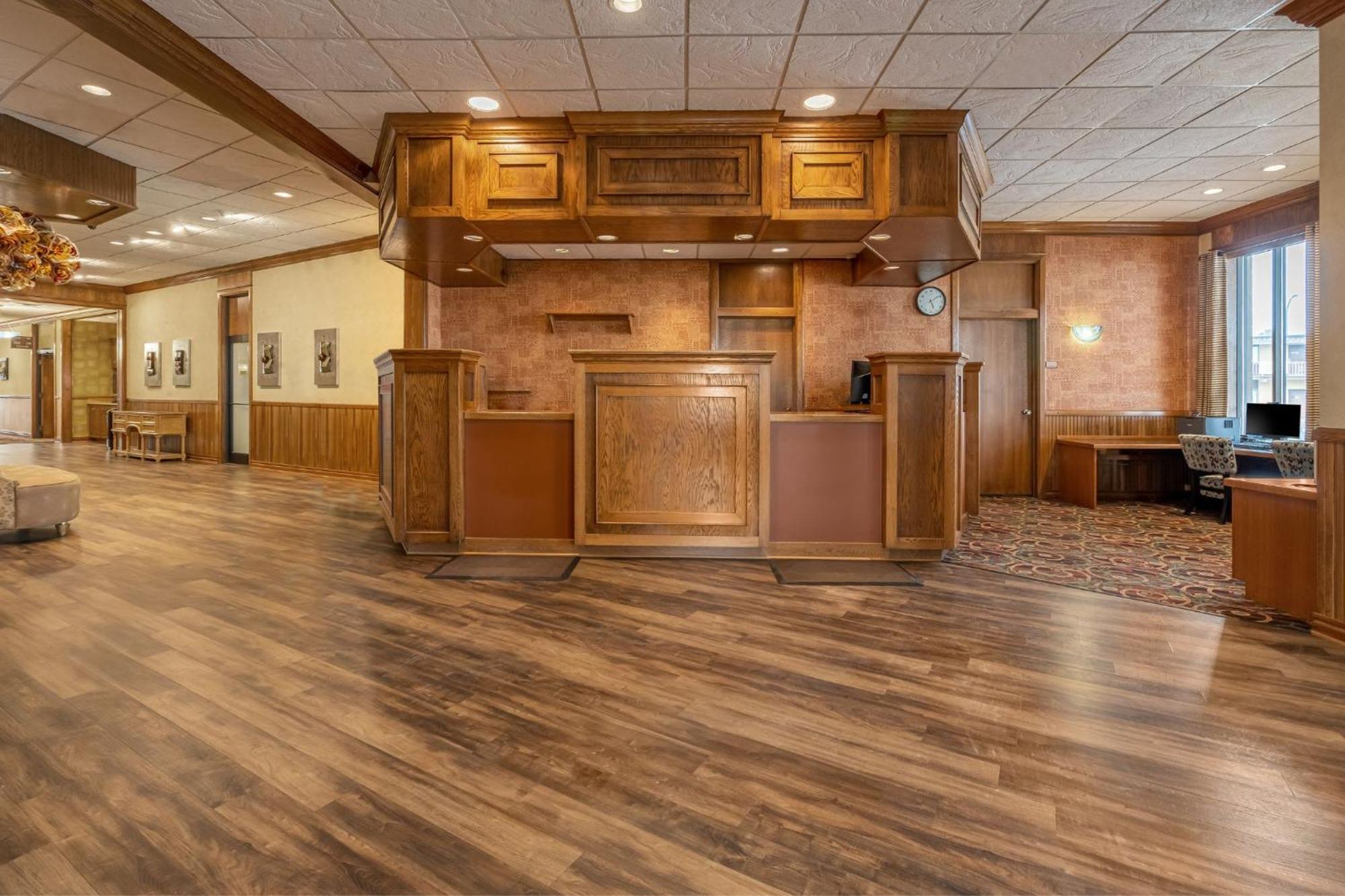 El Rancho Hotel Уилистън Екстериор снимка